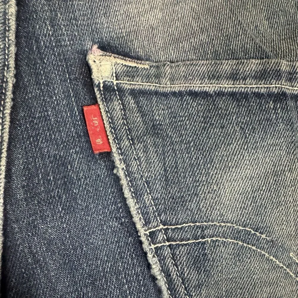 Levi’s Engineered Jeans W32 R111 Tapered Distressed Denim Y2K **UNIQUE - RARE**